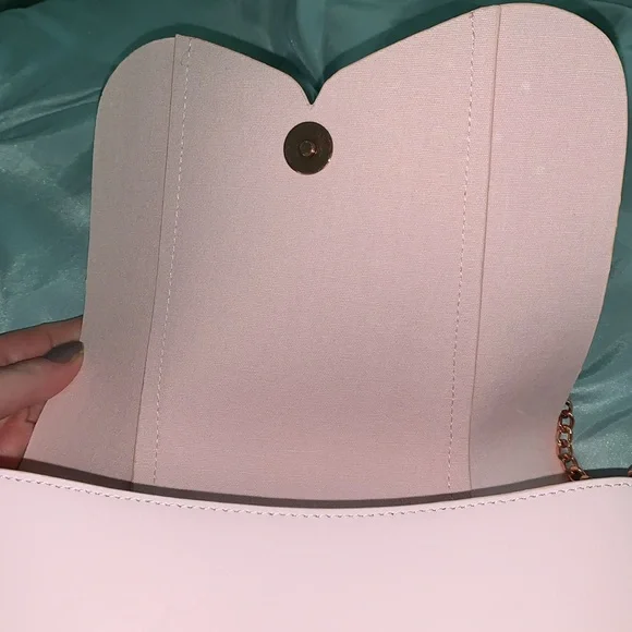 Ted Baker London Barkley pink genuine leather crossbody with gold rose chain - Picture 7 of 11